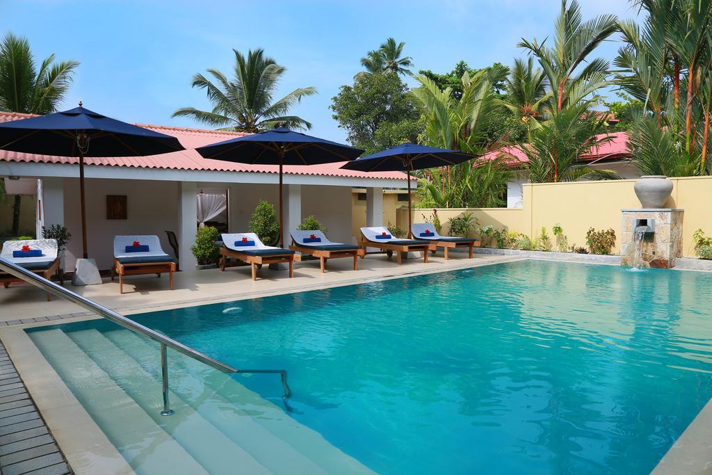 Sky And Sand Guesthouse Beruwala Exterior photo
