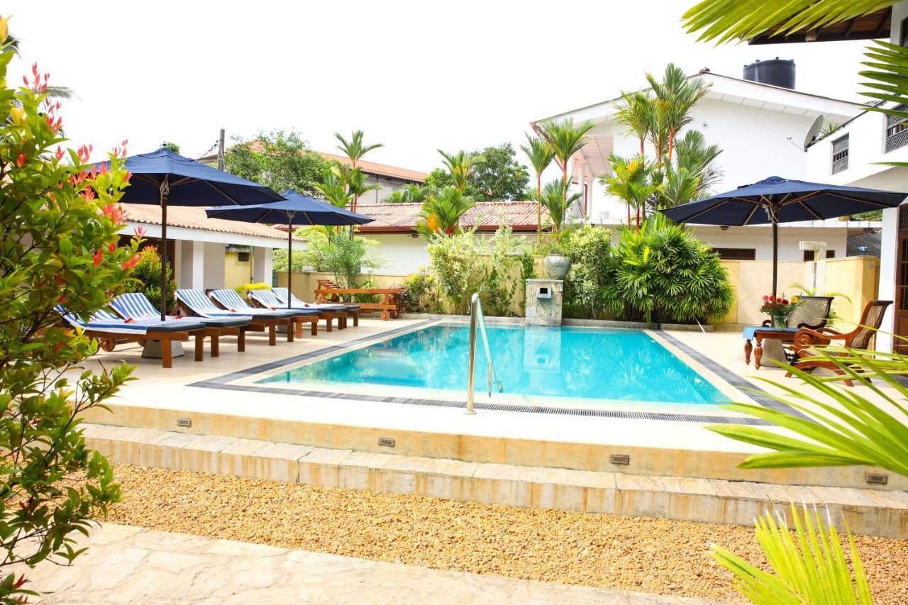 Sky And Sand Guesthouse Beruwala Exterior photo